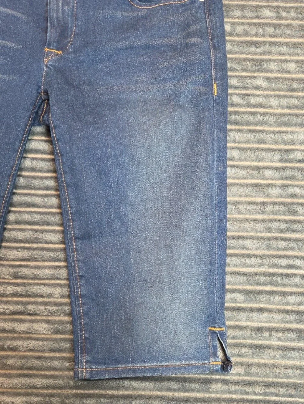 Hudson Jeans Indigo Cropped Denim Shorts with Side Slits